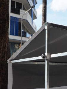 Chi tiết xe đẩy - Mái che gấp gọn